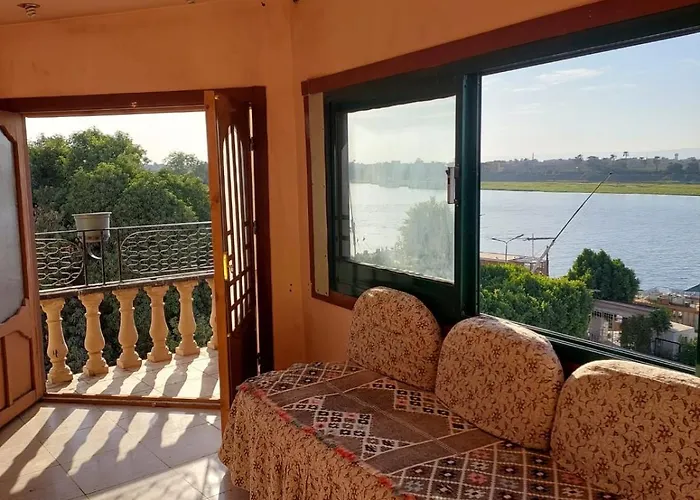 The Best View With Great Location 2 Bedroom Apartment In Luxor