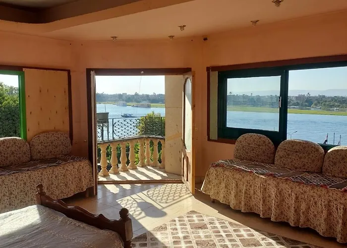 The Best View With Great Location 2 Bedroom Apartment In Luxor