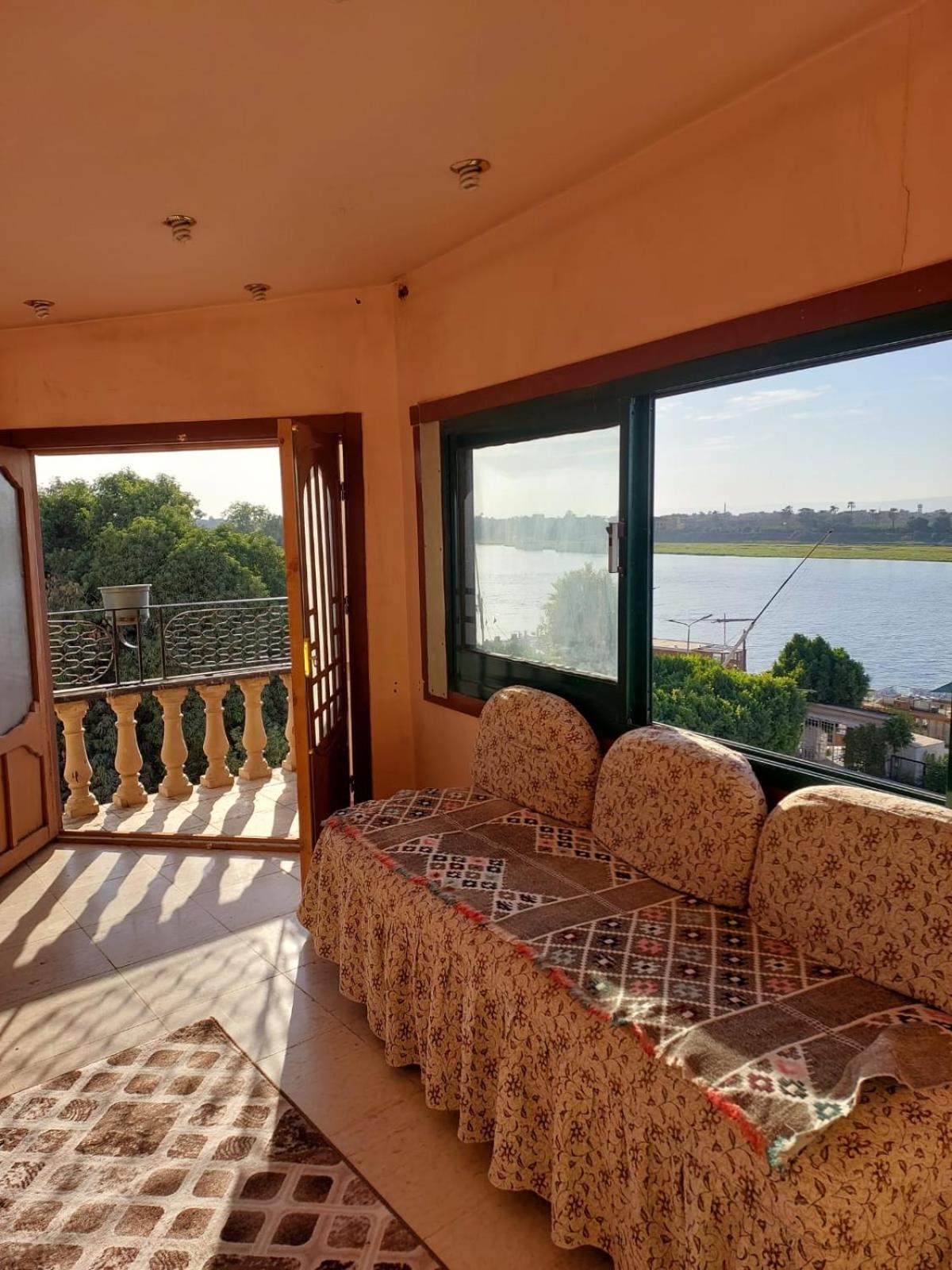 The View With Great Location 2 Bedroom In *